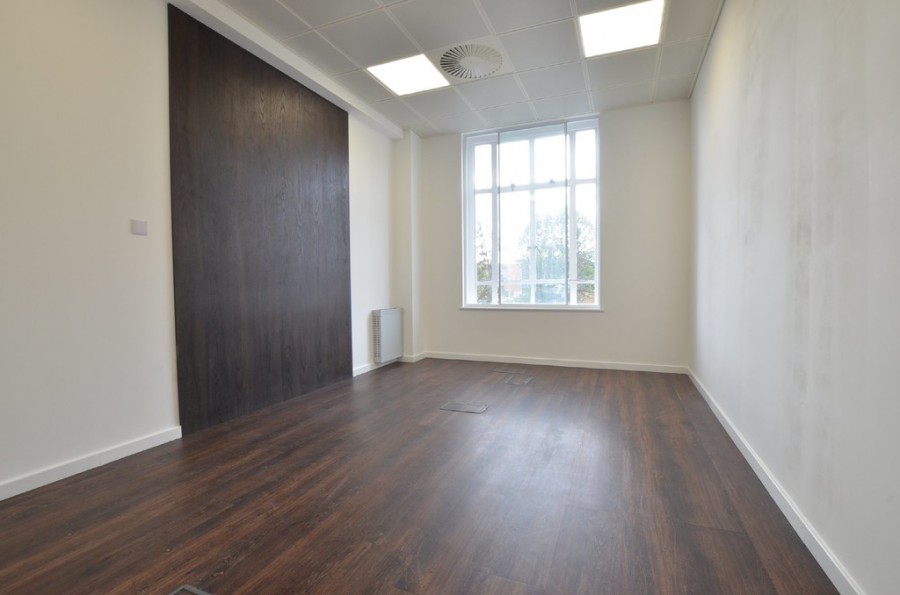 Images for Whitefriars Avenue