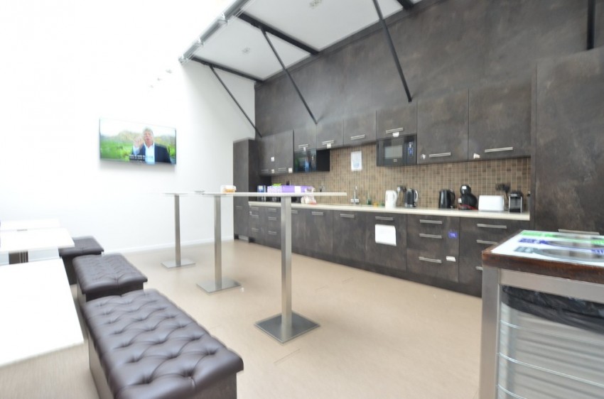 Images for Whitefriars Avenue