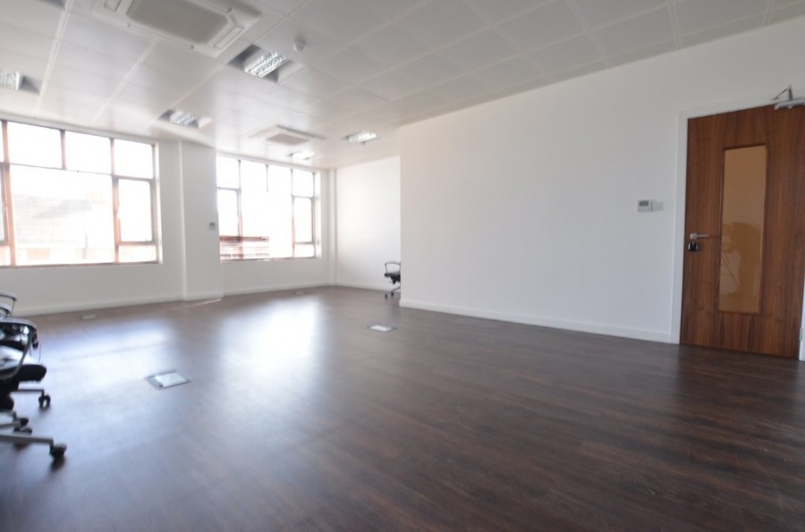 Images for Whitefriars Avenue