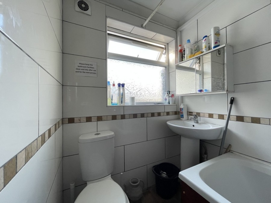 Images for Room to rent - Beaumont Avenue, Wembley, HA0 3BY