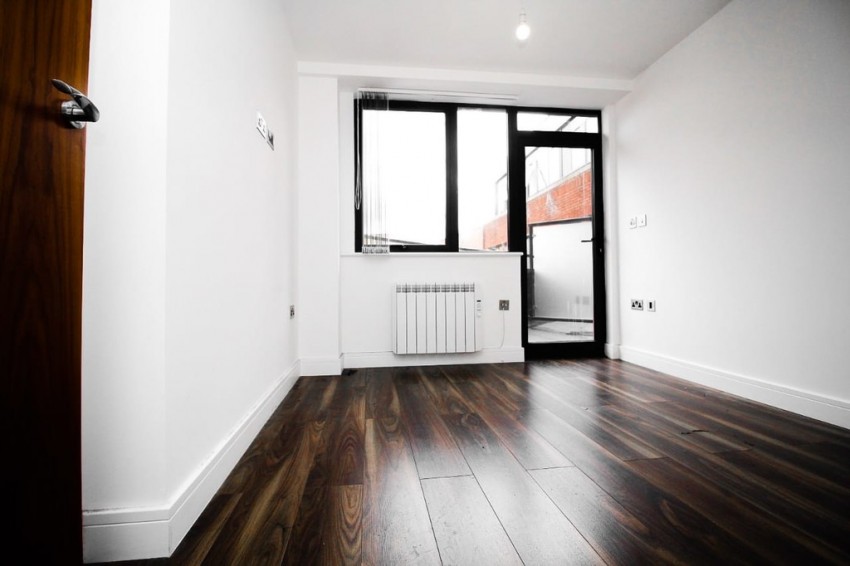 Images for George Street, Aylesbury, HP20 2GG