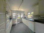 Ashcombe Park, London, nw2 7qu
