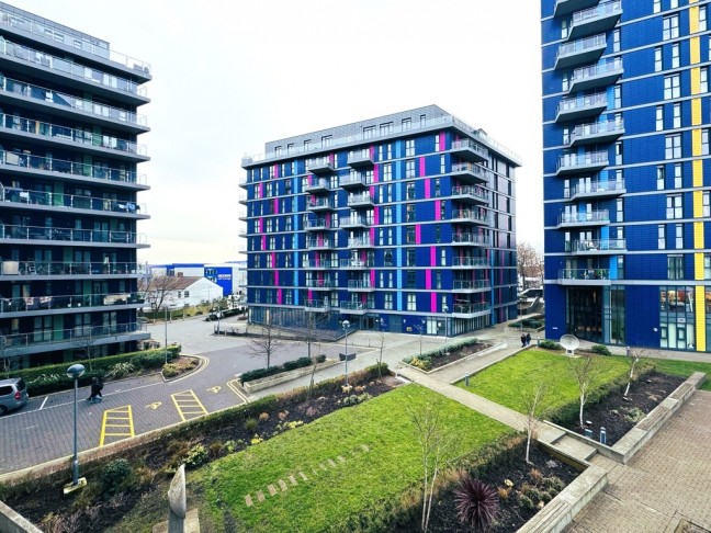 Aylesbury House, Hatton Road, ha0 1qw